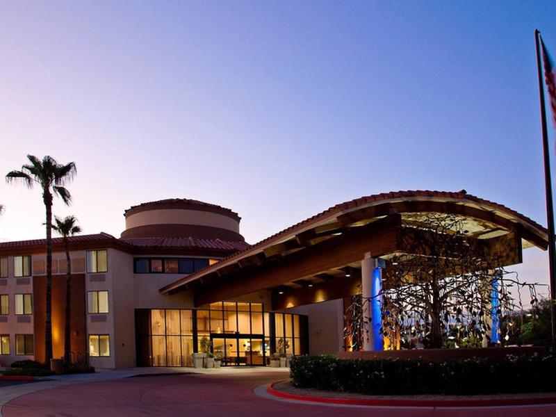 1D51560E5D45E85711C3A90B8E586C70