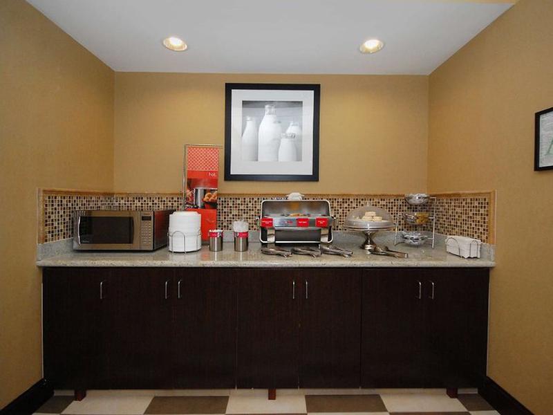 F0463DFD6105E306DE4BAA68AEA4DD3C