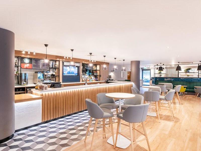 25A8DBEE7975FCAF4DBF8EA6F9509887