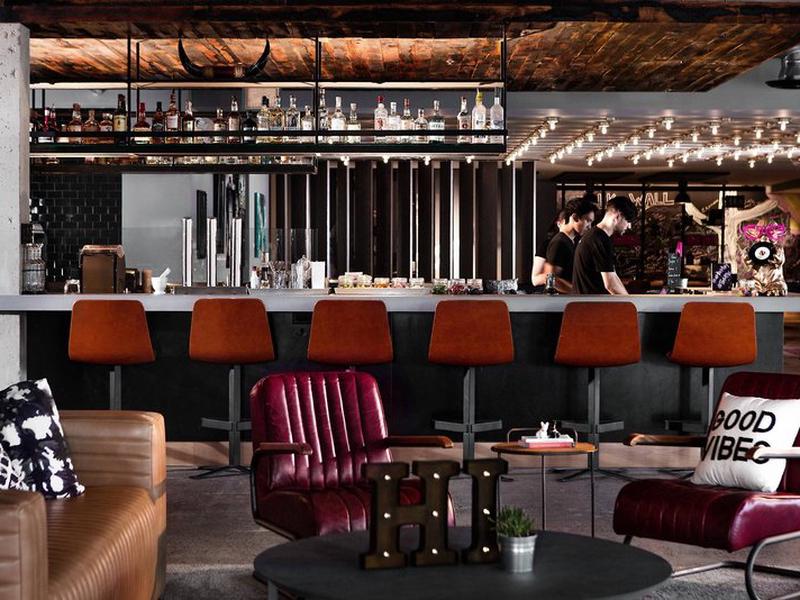 4352BB38A9D2924926A0E139AAFAD1D4