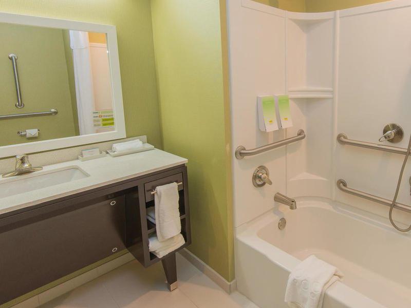 95B8E7B8036B6975268A28B3F47ED10D