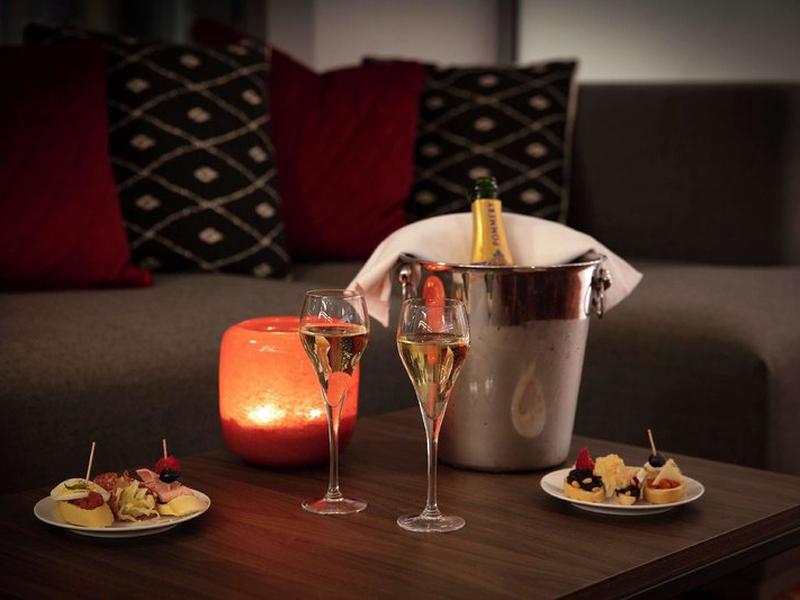 CEAB1C6C8D0BAC3D3AC54898987D2262