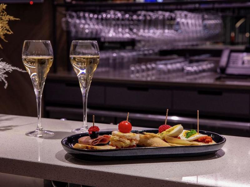 8946DA65F673677AD78250D6565917CE