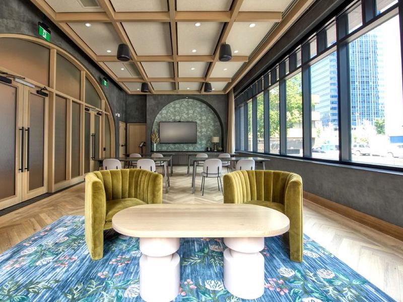 141BE2F908A4CAAAB06E001B9317730D