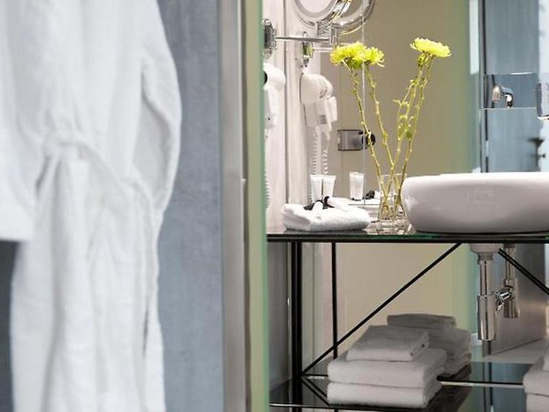 56696F5D77B5D587E332114B12367A52