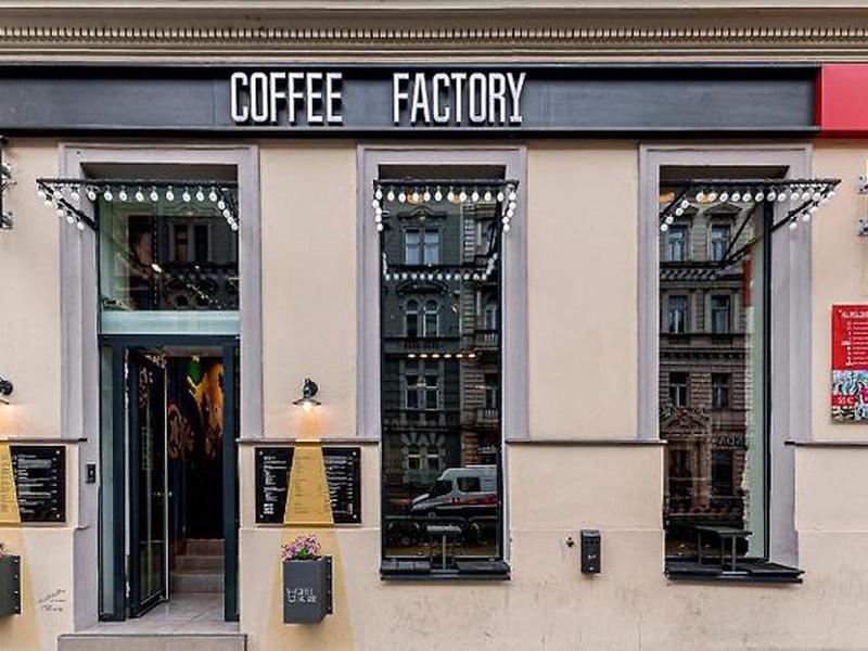 78EA33402763E84A7EC590E928B4984D