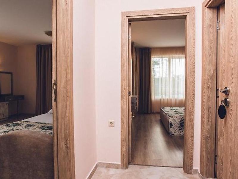 64E2451E3EBEADE457797D1CCEFEB0CA