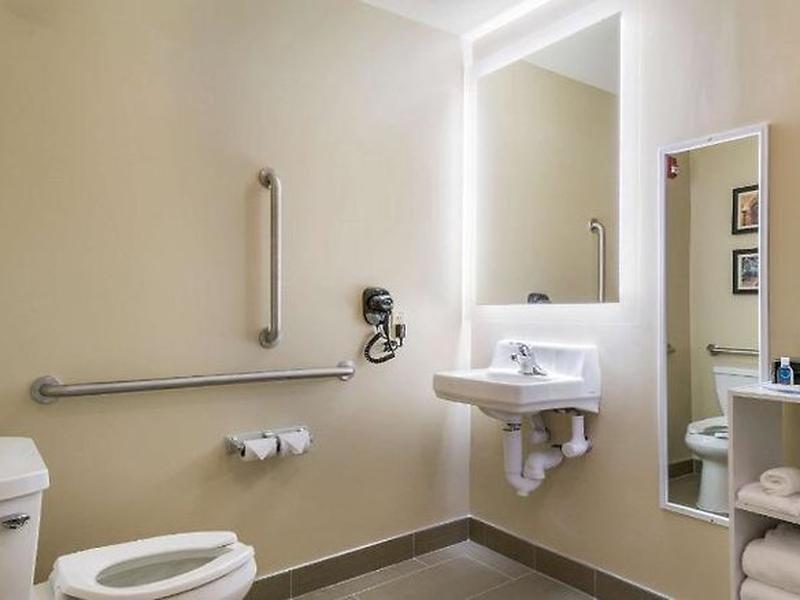 2E87E2B070D0C9E81229C404A0F356AD