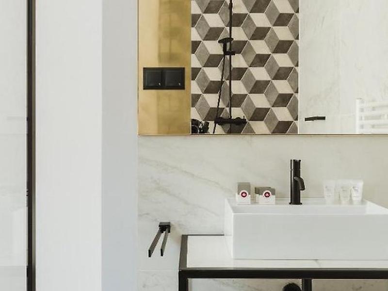 C6EDA8BC8F6092AB27974D7EF2B8D76C