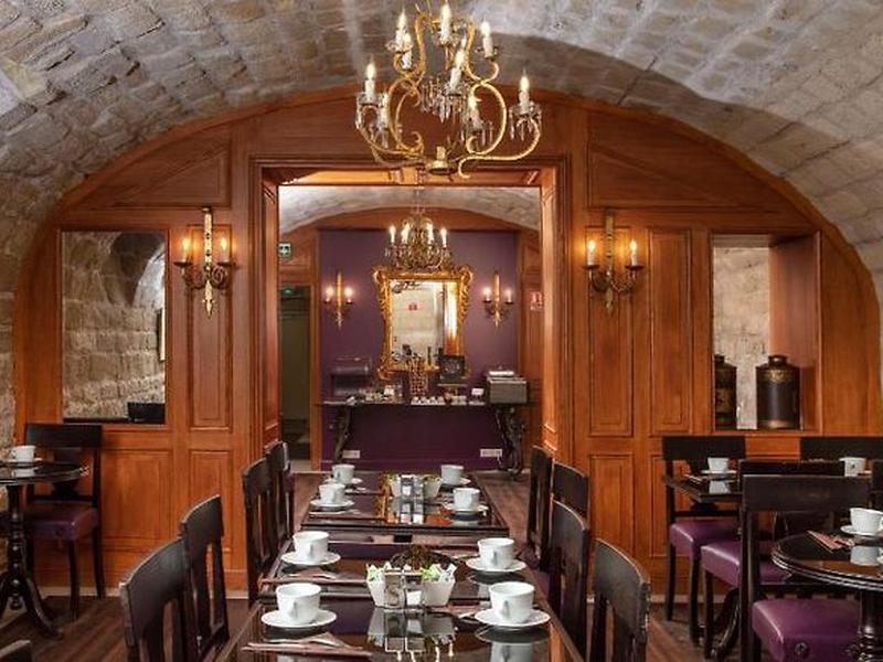 07F31FFED3952468FA8BDB65A317C7B9