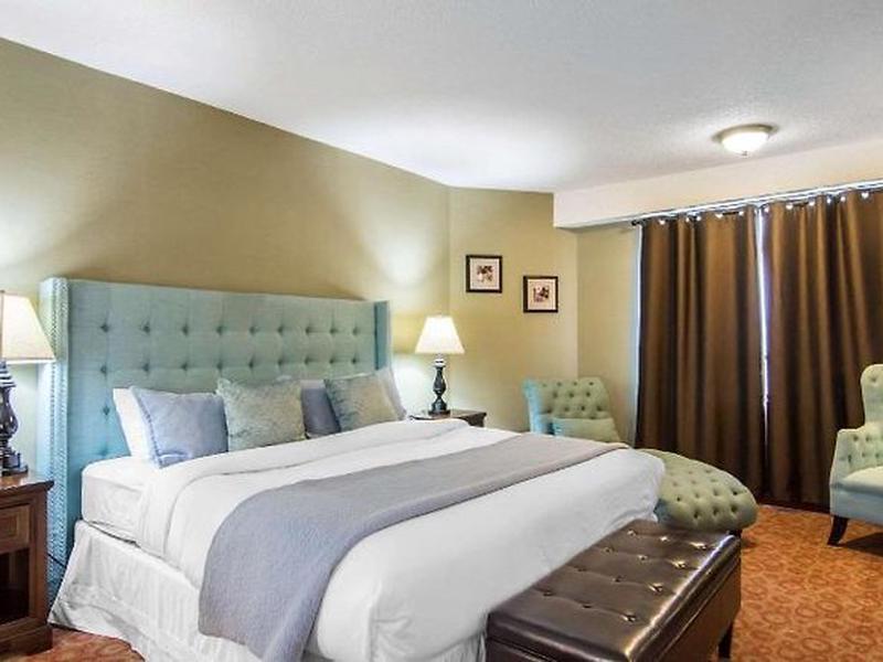 AEEEB1F9BBB669F6A61F3FAFE916F558