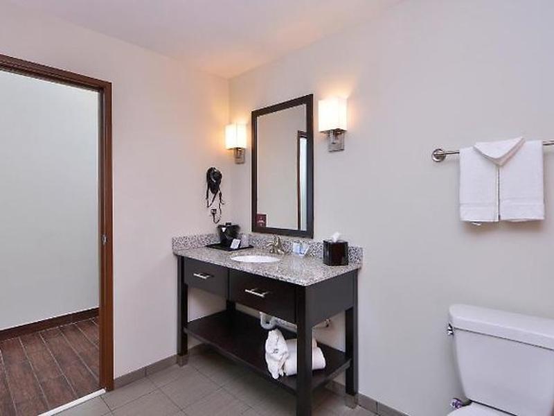 56D12A4606121CDD5F033C9BBF28FB82