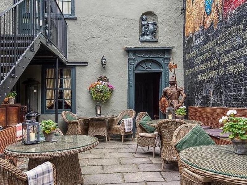 9425F4E120C823F37436A5ACAF3AF461