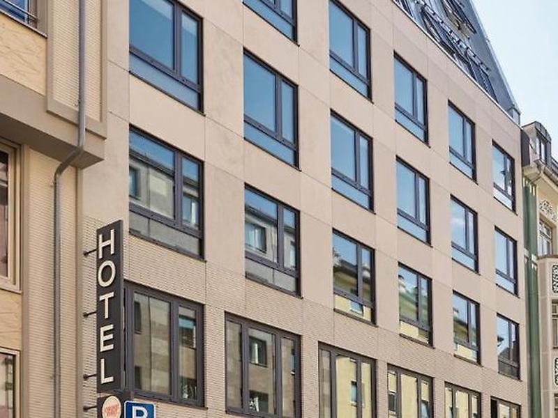 9232B9E7C52CC8FAC612CA892453624C