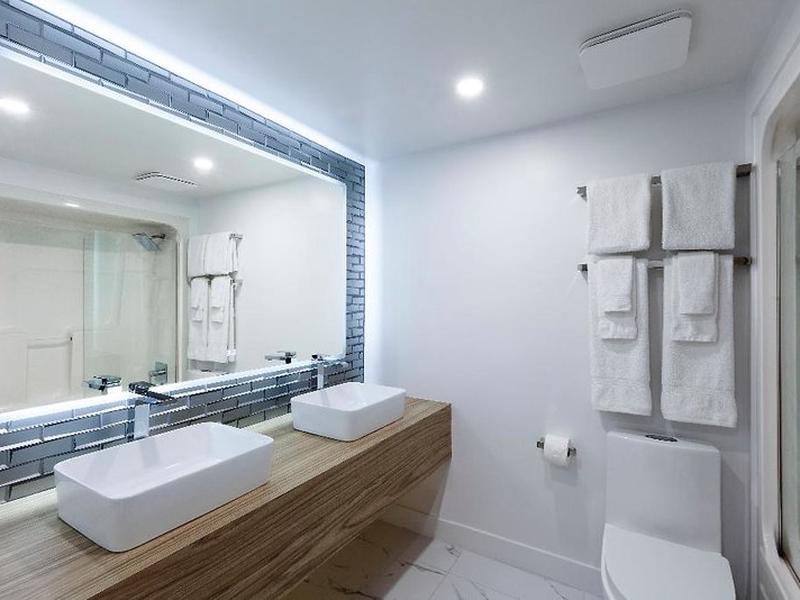 FFD4B99EBA56B7935D48D0F07C668B22