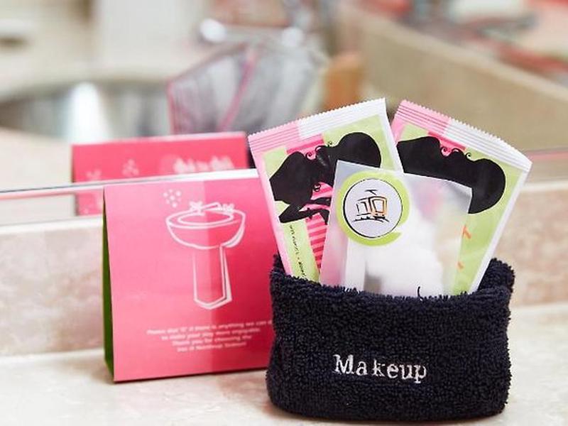 CB43AA587F8362A200CC0F07A6D9A9C4