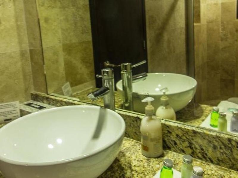 173AA676FD1F706959F1F3943D40BCB3