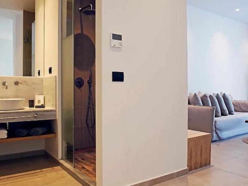 894A228E30172ADC205259161928683D