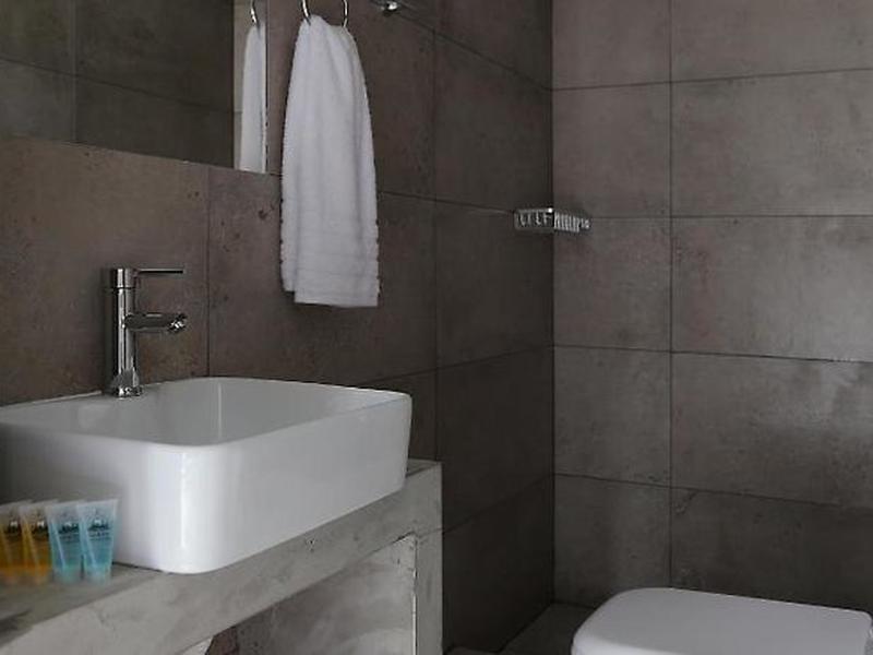 0E24A1DAA48D2399B7A680447F2D09E8