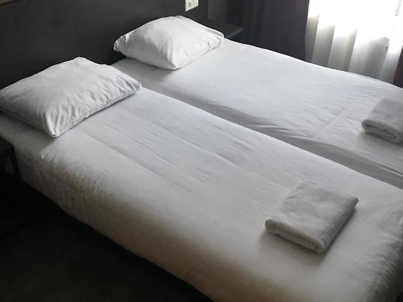 AF556EFE91528EF78B7C94ECA37599B3