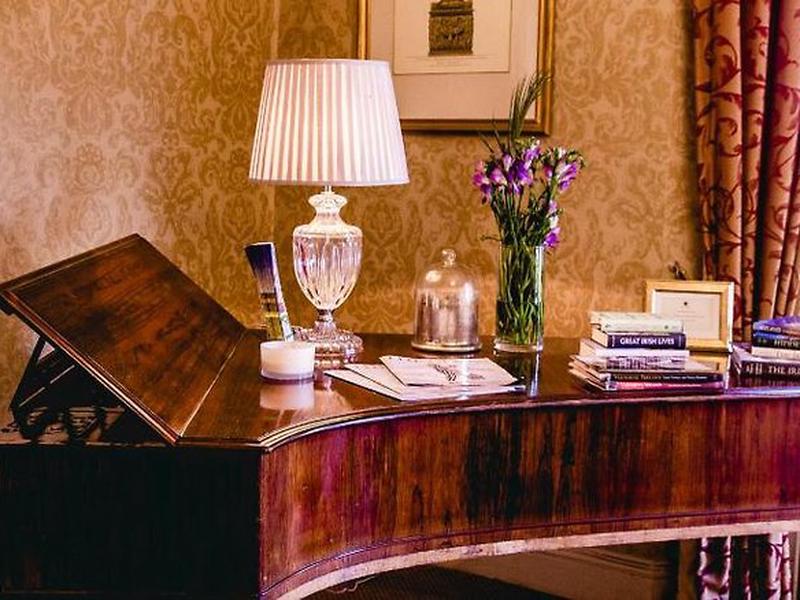 99F0DF28AFE5FB4DFF22A18950B930ED