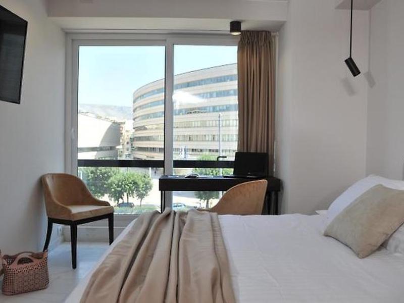 DBE57DFA9A72B2AB0B8E814231EFAE3E