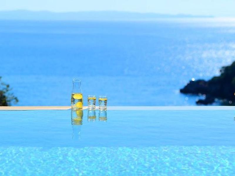 F2260CD6C3B3C905D70827B87CFEE7CB