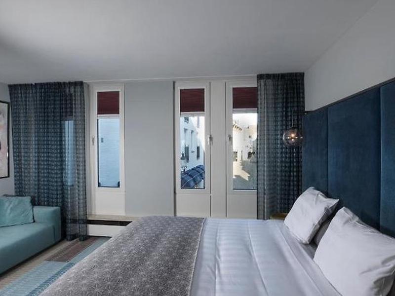 70DC6C7D1643B062ECB095D64663F017