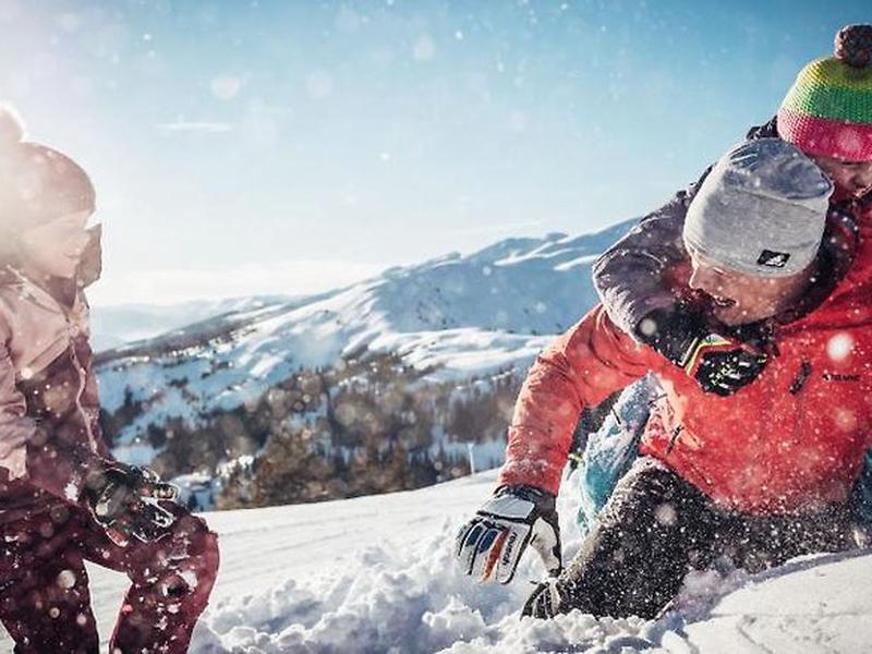 62CD733ECDFAFC060422B7EF3C28DAA3