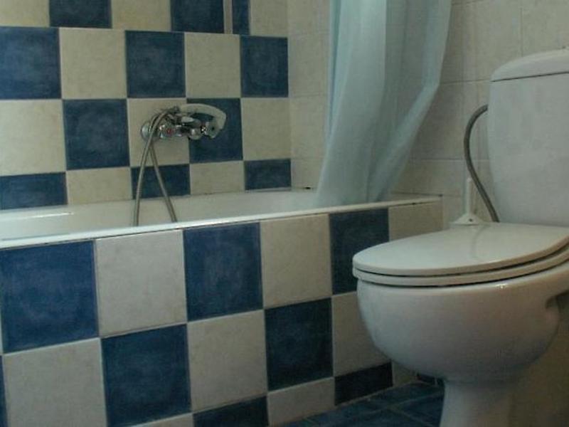 9CA0D787C217C3864E4FDB33422A132E