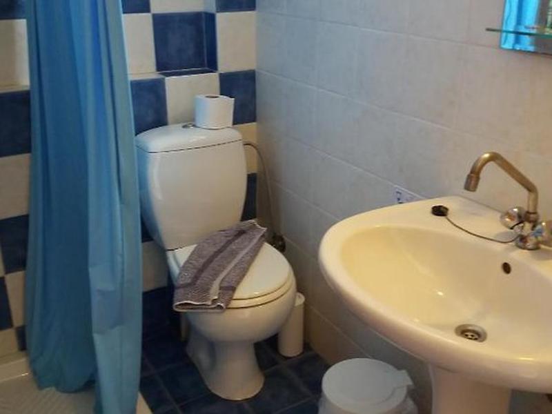 98CE7E2E8B954CB0398F7C57A1B61BD7