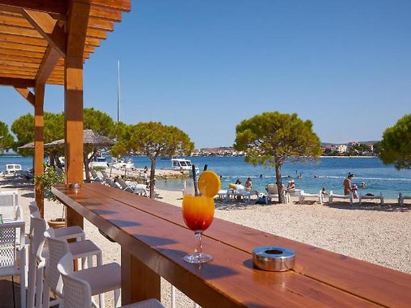 F09958C96976C870E1F6AC9B183964CA