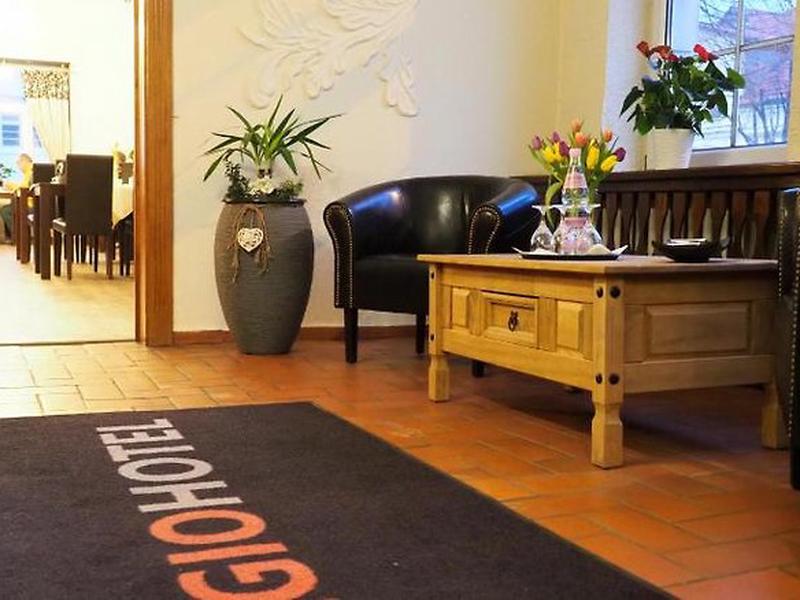 D9B8EDBADC65E151455B0DD33DE83647