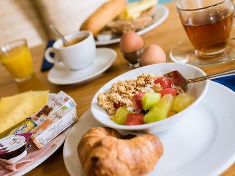 FF3BA2BEB24742A0966342B6EA03ADD8