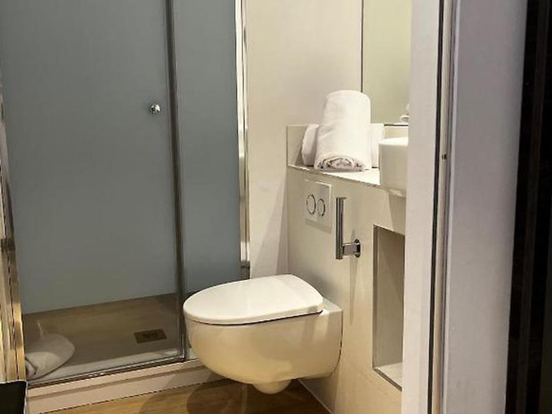 AABA5DD5EFA9198EB0EEB0DECDE21FF8