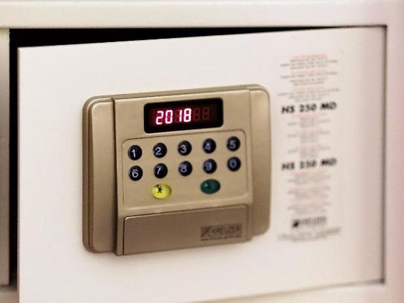 D89D775E186AD3FE8F5D9DFFC5AF0E44