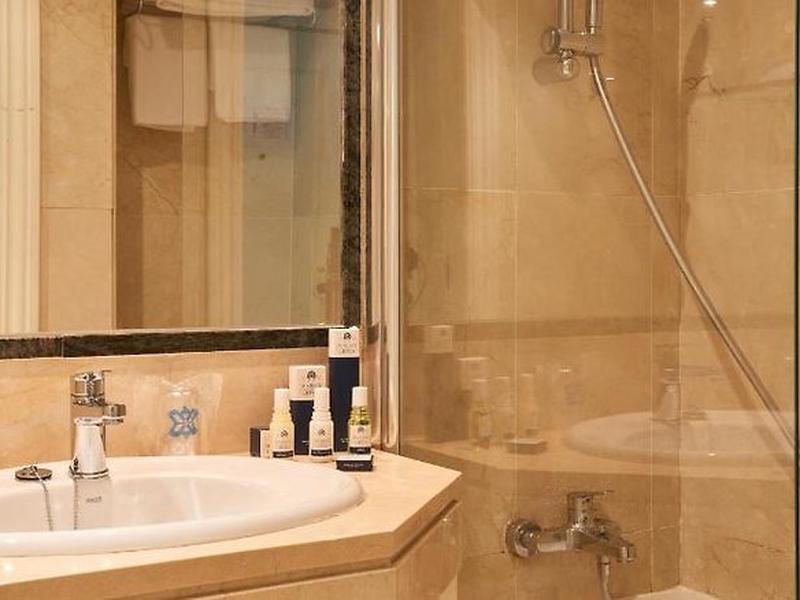 BAC9D383532AA5D126E46674435F0ED8