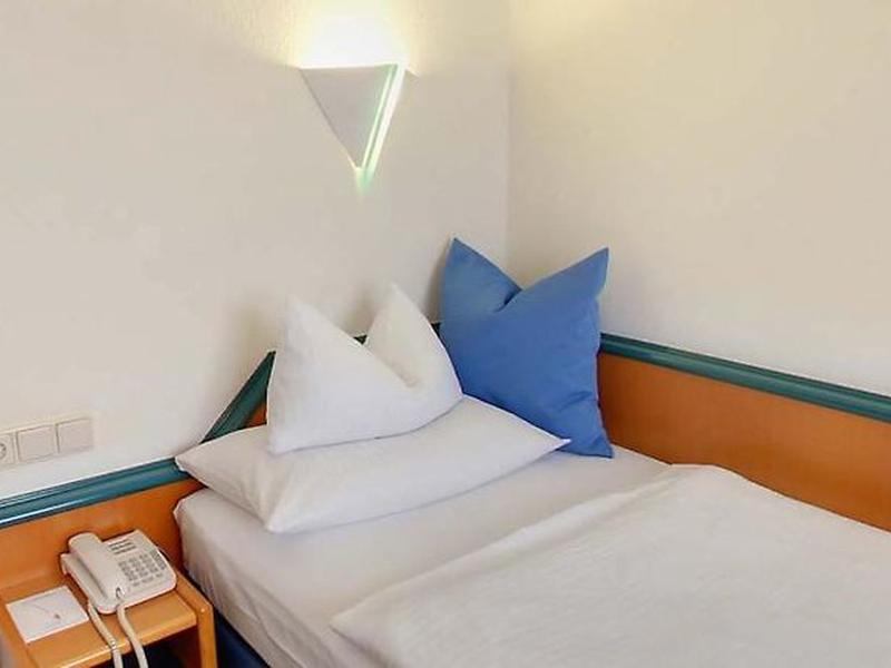 9FA2D2F88BBB63B072F400318B2C4448