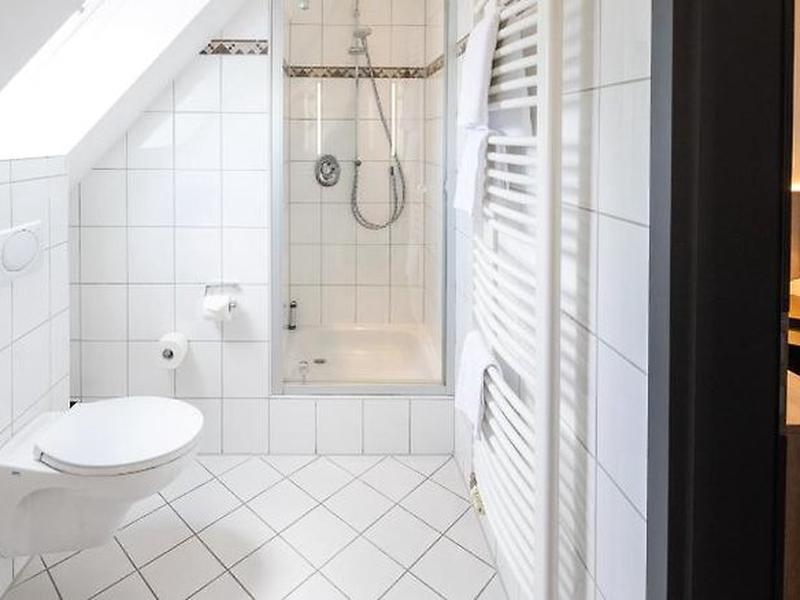 C8F43BCA31BB32F0D9F6710309FFDAC4