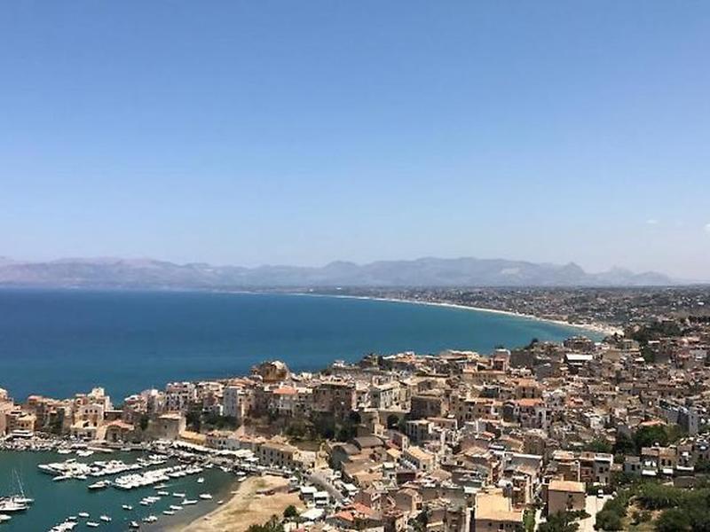 1349D589AFFC6ACF240626504A48B2A4