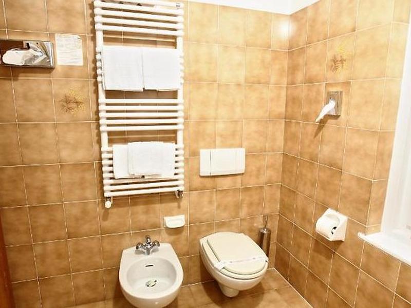 D9D5757EC1D09CE395A739547EB0BA5E