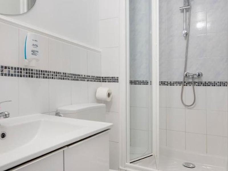 206981705BE552539F139BA82D449438