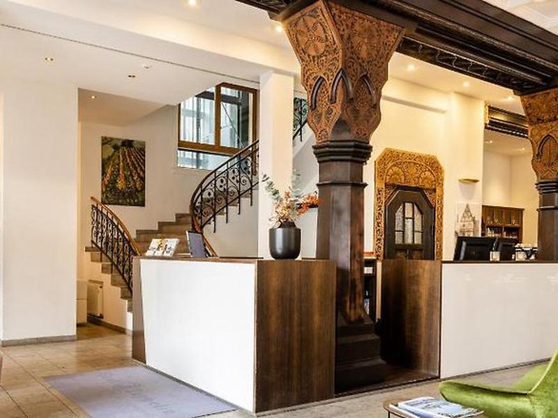 8263CC6CBC48EBE0325D0600C31B8A0E