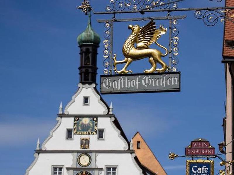 D5B6D6ACB401BB3B45E9141FA3999F89