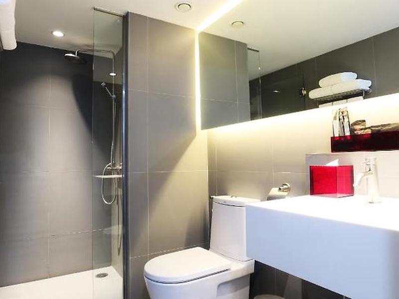 0349D76AF410CA8DE8AE558145B3C9D3