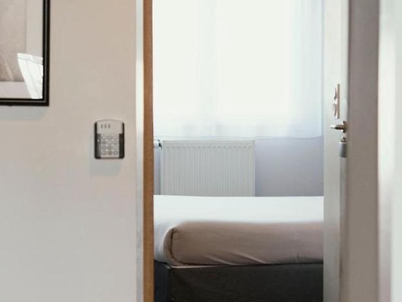 B4FF0D94AA8CB3F49B0A93C433123744