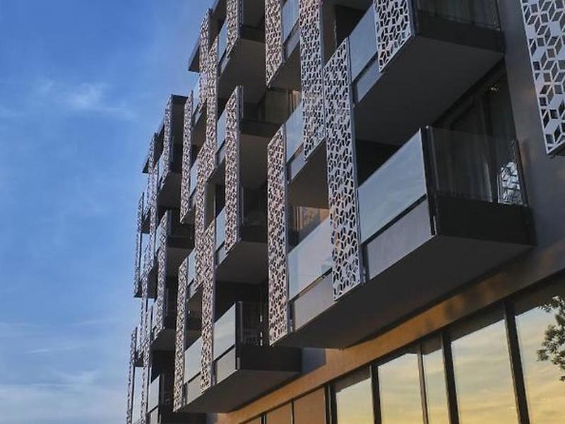 E75F47FEFB71D4A241A2F85F3290963A