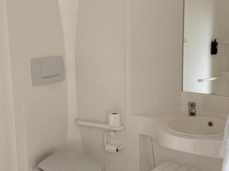 B624CF207C2F512A7EF06F8DD38A1392