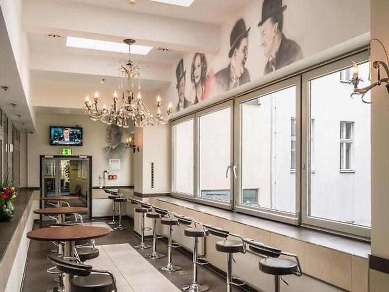 031668DD385696A604A016AF89955942