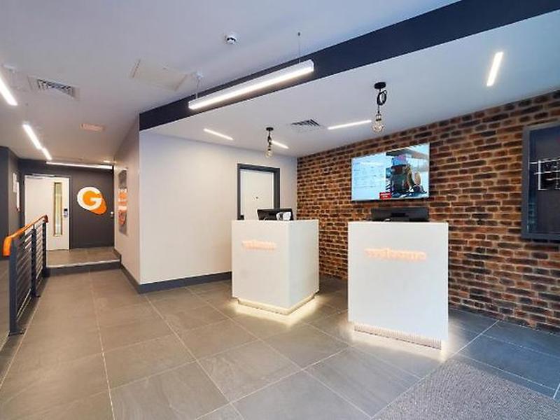 D97563BE3FB7B7E30340AD5C10E8189E